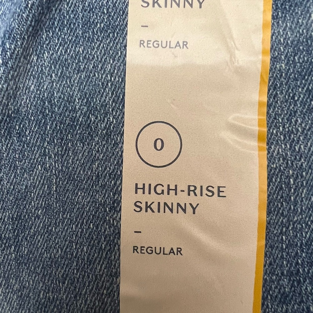 Universal Thread Women's Size 0 R High Rise Skinny Supper Stretch Pant Jeans NWT - Picture 7 of 8